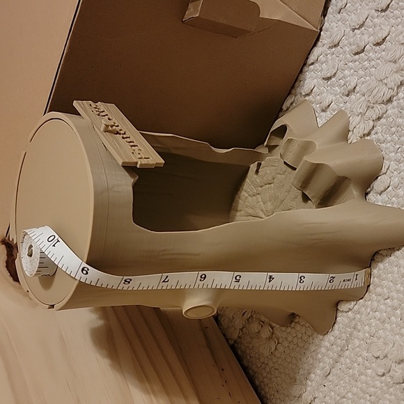 Display Stump For Labubu With Light - Picture 9 of 10